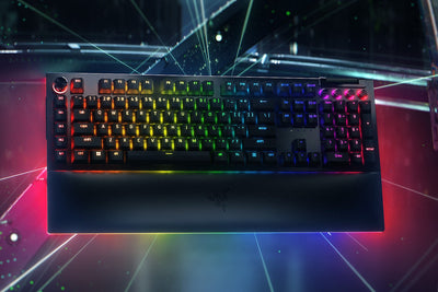 Razer Blackwidow V4 PRO (Yellow Swtch)us | RZ03-04681800-R3M1